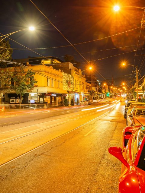 Night falls on Toorak Road. ✨

Trams rolling, restaurants filling, shopfronts glowing and South Yarra settling into the evening.

There’s a completely different feel to Toorak Road after dark. ❤️