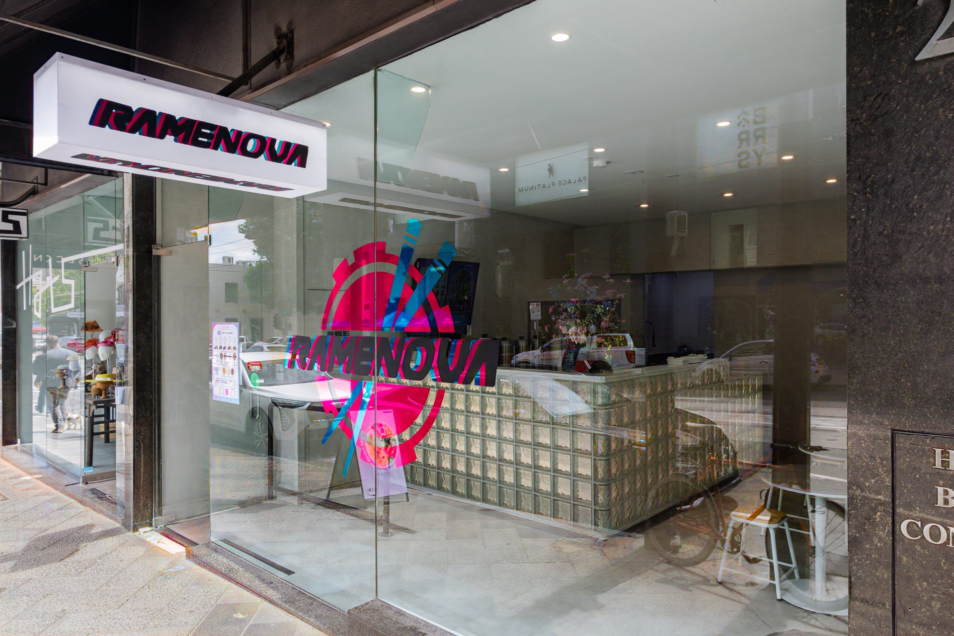 Ramenova – Ramen Bar