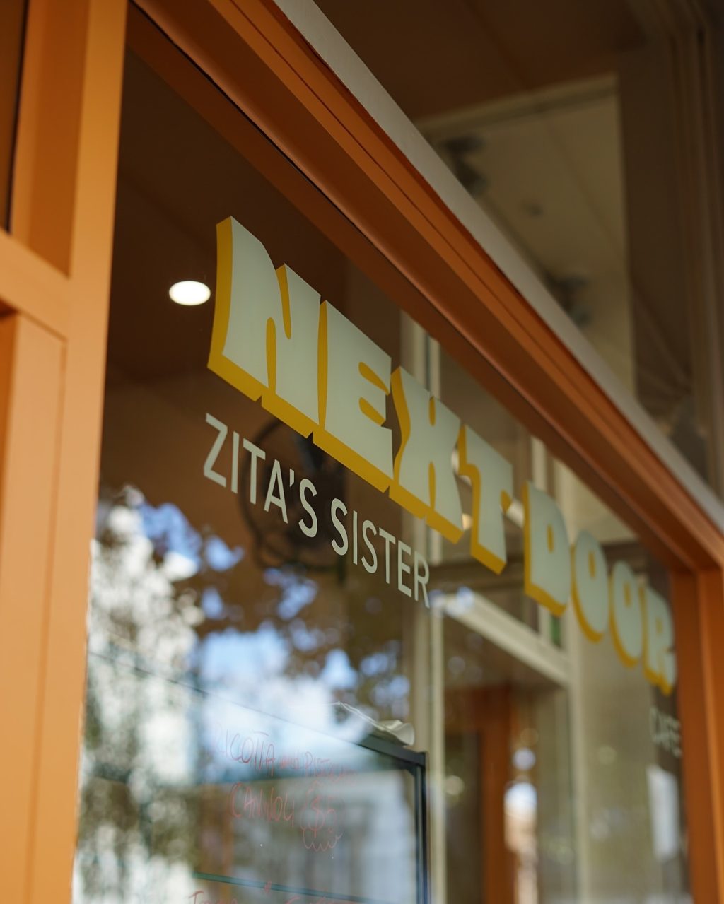 How good is this!! 
Well done @kalindesign! 💛
"Hand painted signage for a few familiar faces. Zitas Focaccia have always been a big supporter of what I do so I was stoked to tackle their new cafe window. Appreciate you guys, as always. 🫶"

📍 Next Door Zita's Sister Cafe
  43 Ralston Street South Yarra