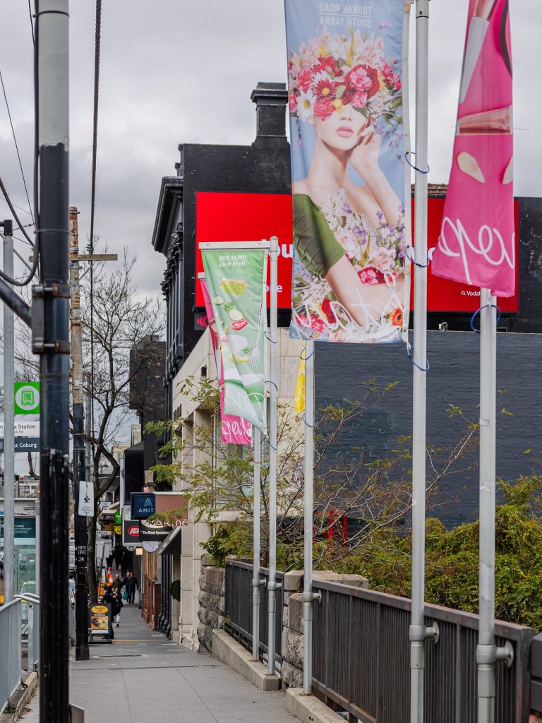 Winter Sundays on Toorak Road, South Yarra — grey skies above, but there’s always a splash of colour waiting to brighten the day. From fresh blooms to bright shopfronts and cosy spots for brunch, it’s the perfect excuse to stroll, sip and soak it all in.

#SouthYarra #ToorakRoad #WinterStroll