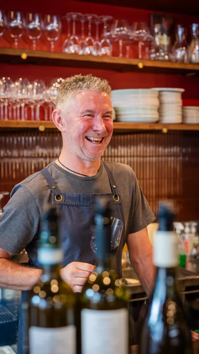 Friday afternoons are for this. 🍷
A good pour, great conversation, and the kind of place where everyone feels like a regular.

Pull up a stool at South Yarra Cellars - wine store, bar, and the perfect start to your weekend.

#ToorakRoadSouthYarra #SouthYarraCellars #SouthYarraLife #WineBar #FridayFeels