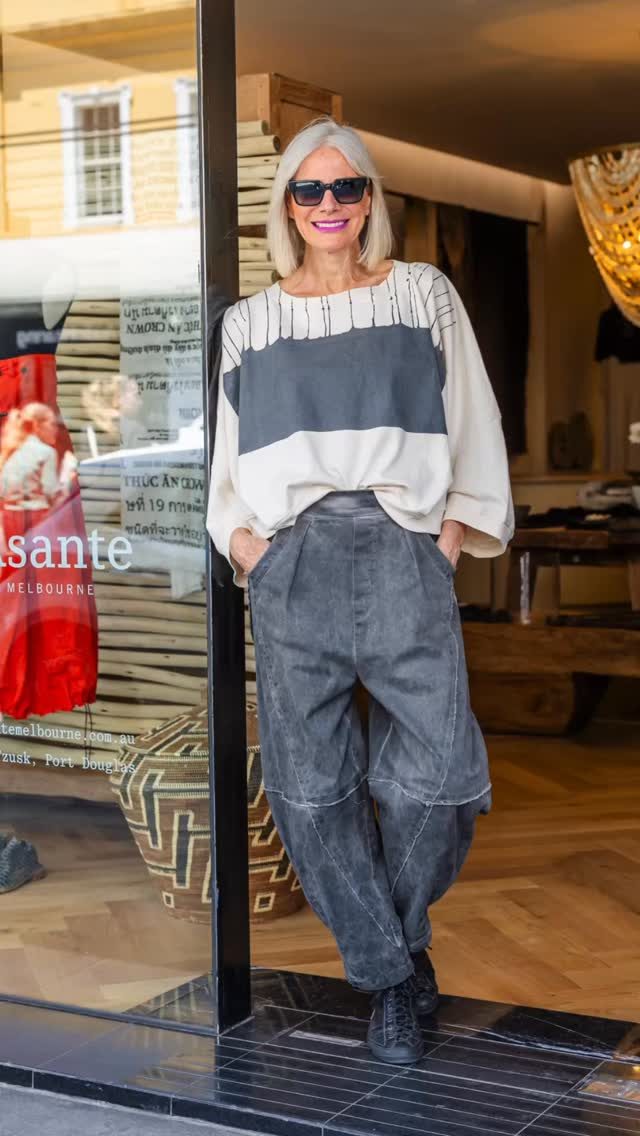 Inside Asante Melbourne the racks never stay the same for long.

A new jacket arrives.
A knit disappears.
A table shifts.
Something unexpected takes its place.

That’s the quiet rhythm of a good boutique - always evolving, always worth another look.

If you haven’t stepped inside lately, it might be time for a fresh wander.

📍 Asante Melbourne
131 Toorak Road, South Yarra