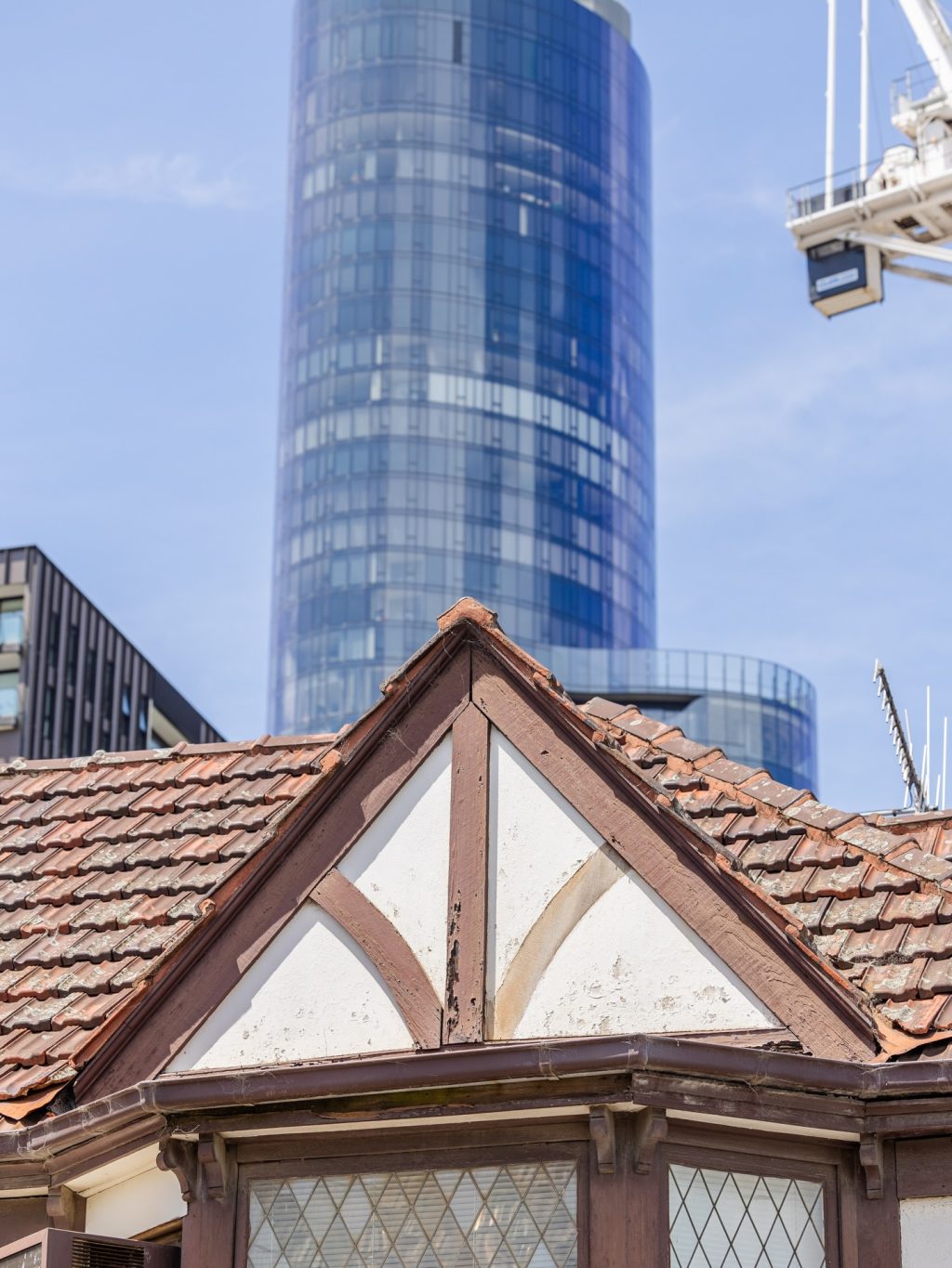 On Toorak Road, no two buildings tell the same story.

Late-1800s façades with hand-worked details.
Timber gables and leadlight windows.
Solid mid-century bricks built to last.
And contemporary curves rising quietly behind them.

It’s not one look - it’s layers.
Old meeting new, side by side, every day.

That mix is what gives Toorak Road its rhythm.
History, progress, and plenty in between.

#ToorakRoadSouthYarra