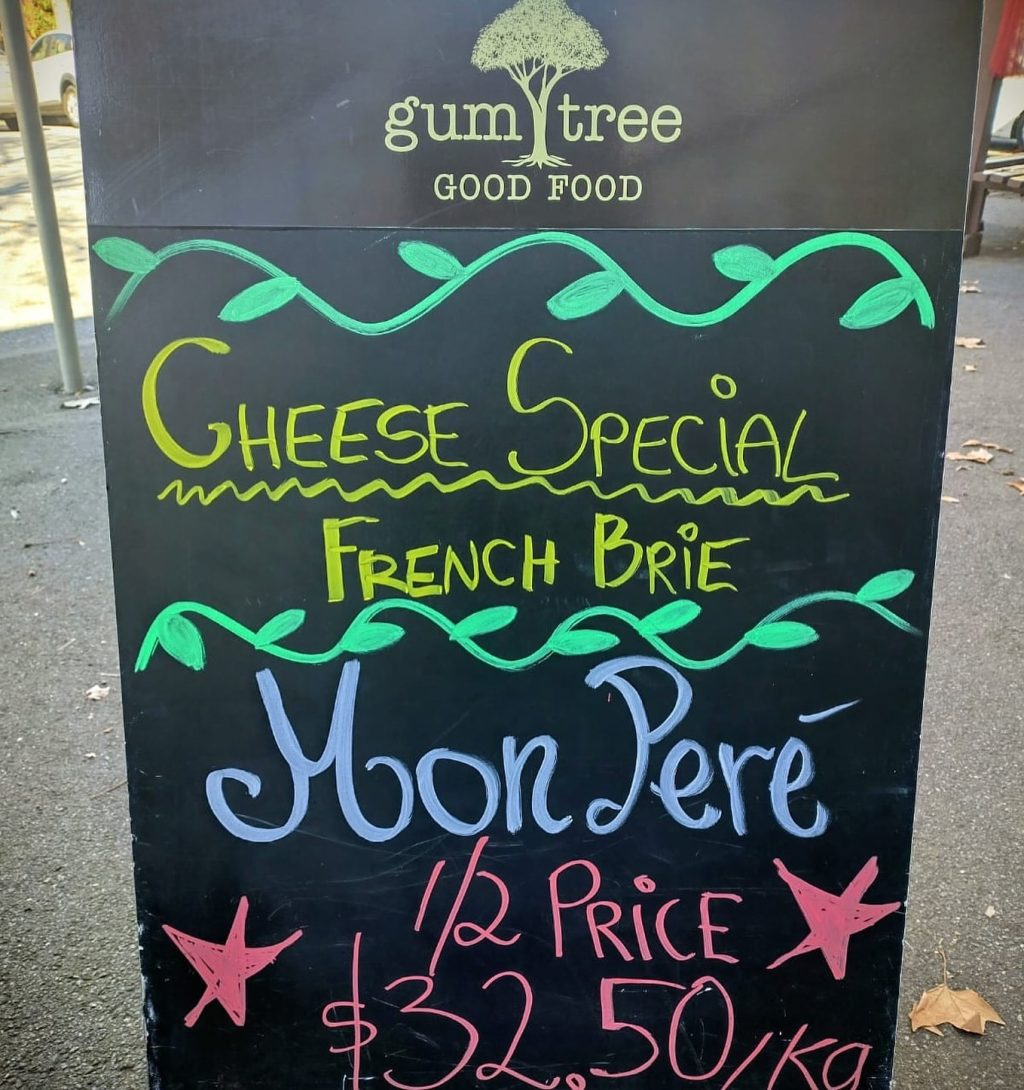 Gum Tree Good Food is serving up Brie bliss for Father’s Day – Mon Peré French Brie at half price, now $32.50/kg.

Perfect for Dad’s weekend cheese board (think Father's Day...), a picnic in the park, or simply because brie makes everything better. Available while stocks last.

📍 114 Toorak Road South Yarra

📷 (c) @gumtree_goodfood
