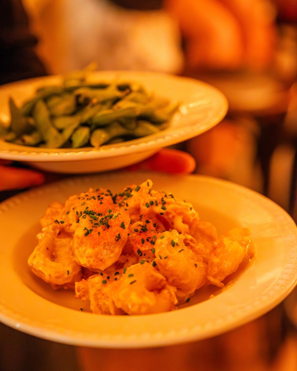 Saturday night in South Yarra.

The Godby Hotel is buzzing - food coming from the kitchen, drinks flowing across the bar and a lively crowd settling in for the night.

📍 The Godby Hotel, 163 Toorak Road South Yarra