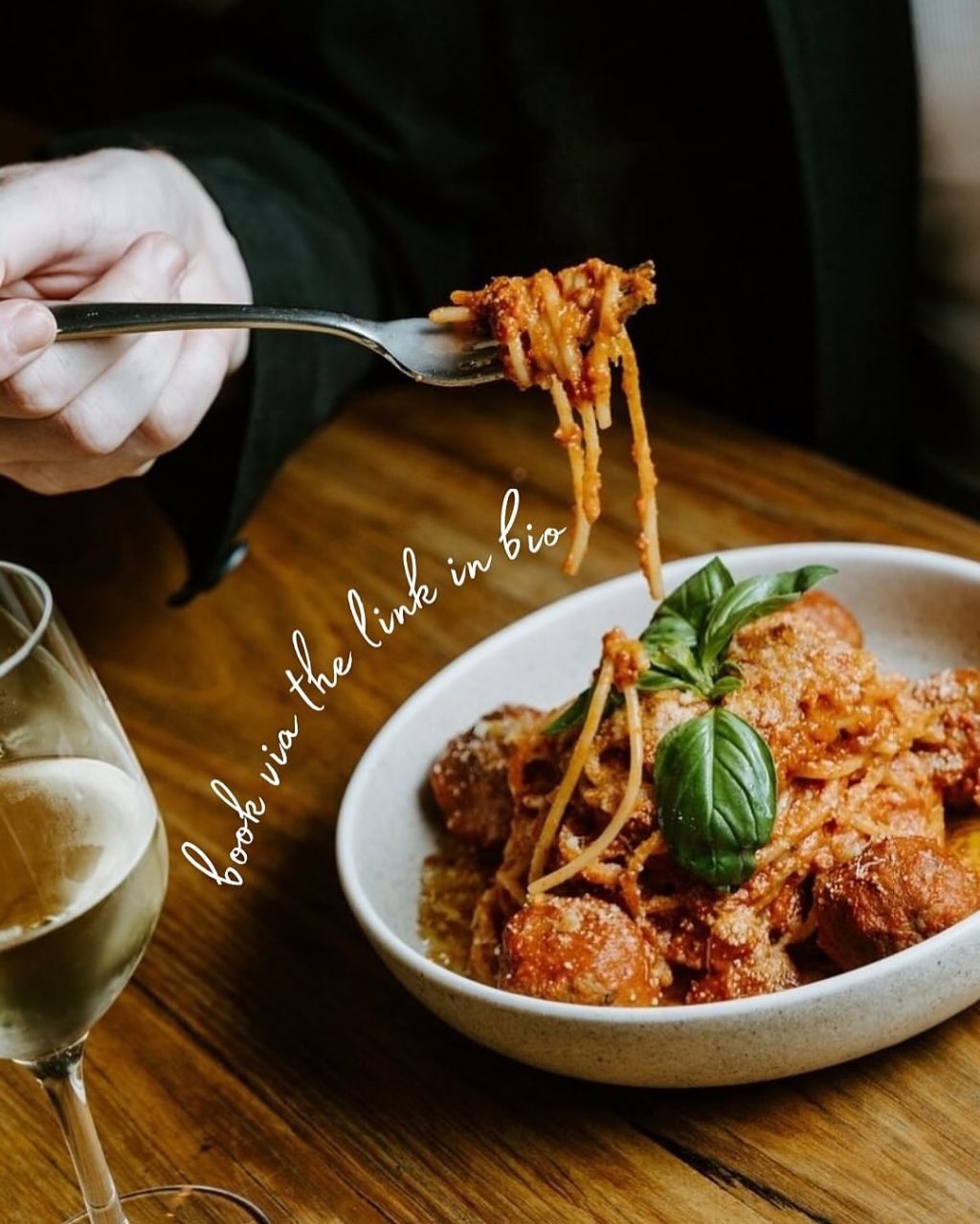 Meatballs are making their way from Flinders Lane to Toorak Road.

Starting Thursday 14 August, Ned’s South Yarra will be serving up the much-loved @meatballwb menu — balls and all. Choose your meatball, your base, your sauce. Simple, satisfying, and only here for a limited time.

Available Thursday nights only. Bookings via link in @nedsbake bio.

📍 134 Toorak Road South Yarra

Photo: © Neds Bake / @nedsbake 

#NedsBakeSouthYarra