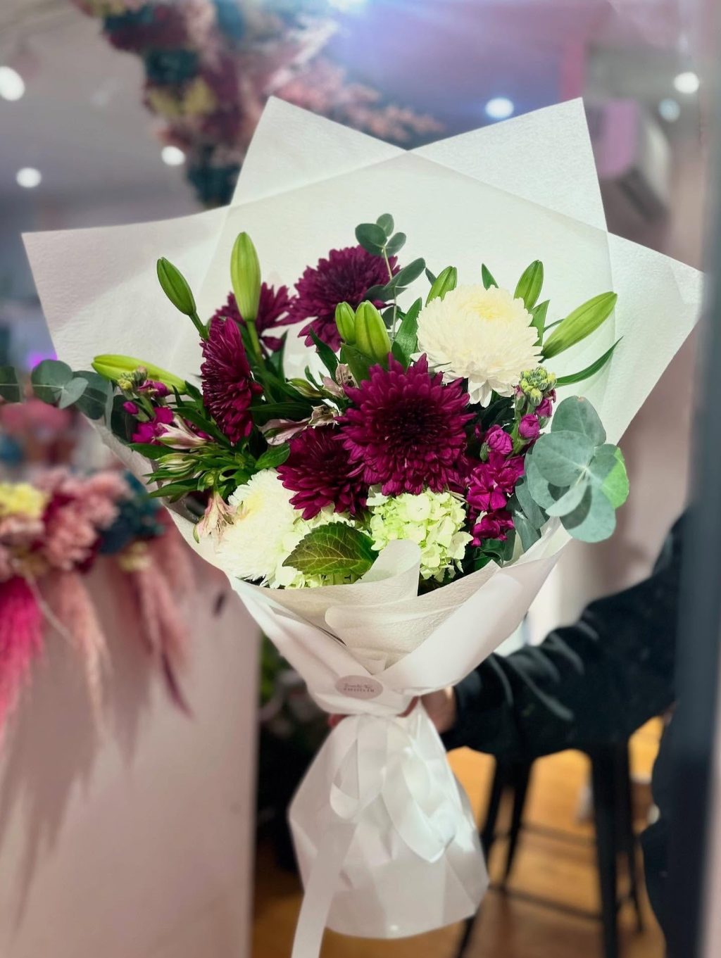 Say it with flowers from @sthyarrablooms 

📍 175 Toorak Road South Yarra