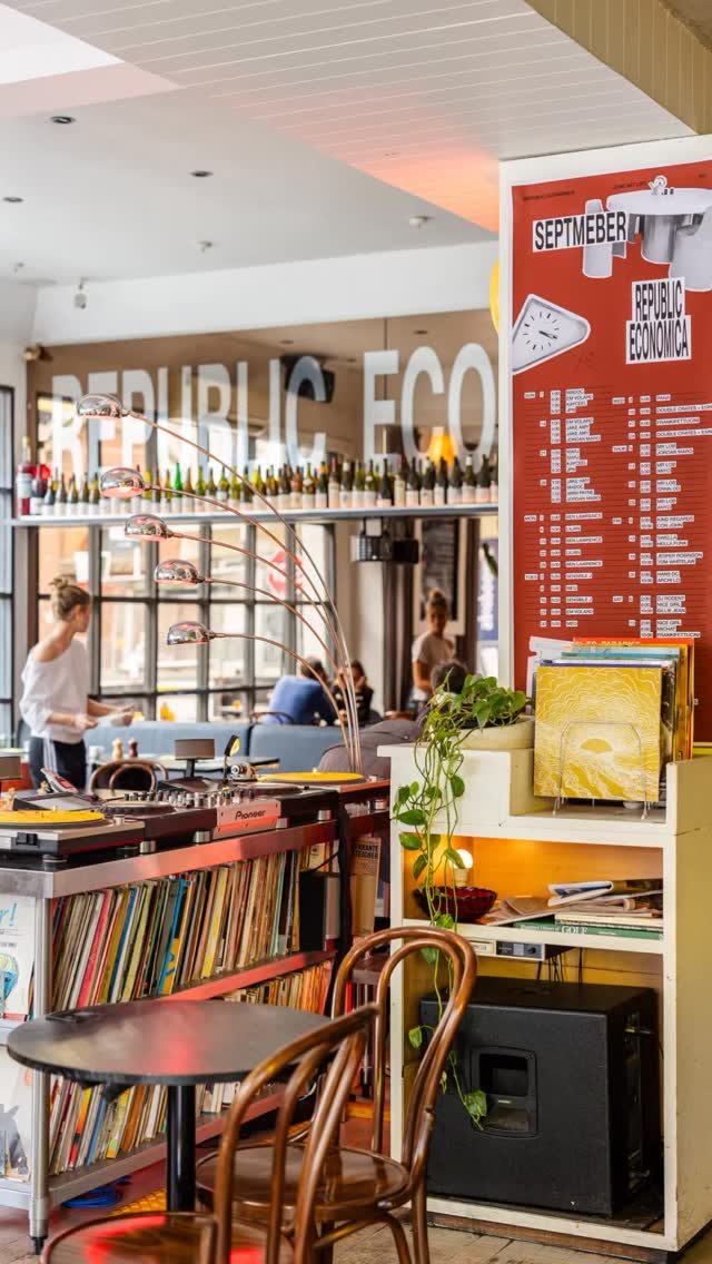 Burgers, beats and a bit of pool - Republic Economica has it all.
From juicy cheeseburgers to cocktails on tap, this South Yarra favourite brings food, drink and music together in one seriously good time.
Pull up a chair, play a round, and stay for the vibe.

Walk. Train. Tram. Car. Easy ❤️

#ToorakRoadSouthYarra #RepublicEconomica  #SouthYarraEats  #SouthYarraLife