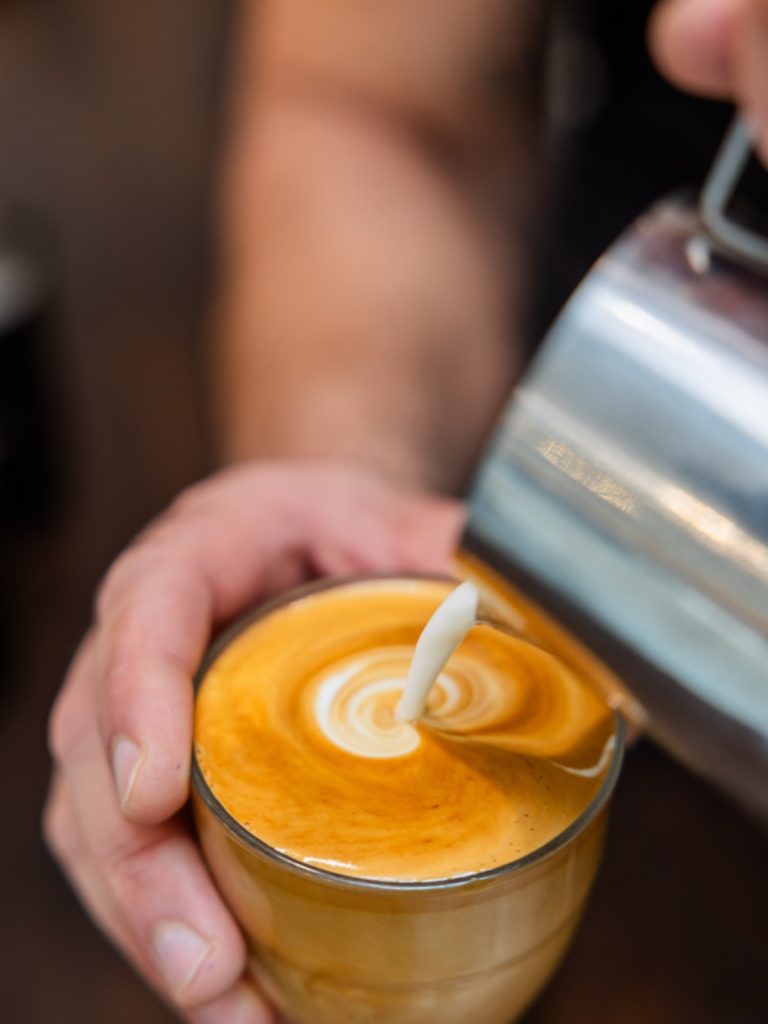 Coffee done right at Splash Juice Bar Café, Como.
Fresh pour, spring morning, the perfect start.

#ToorakRoadSouthYarra  #SplashCafe #SouthYarraEats #Como