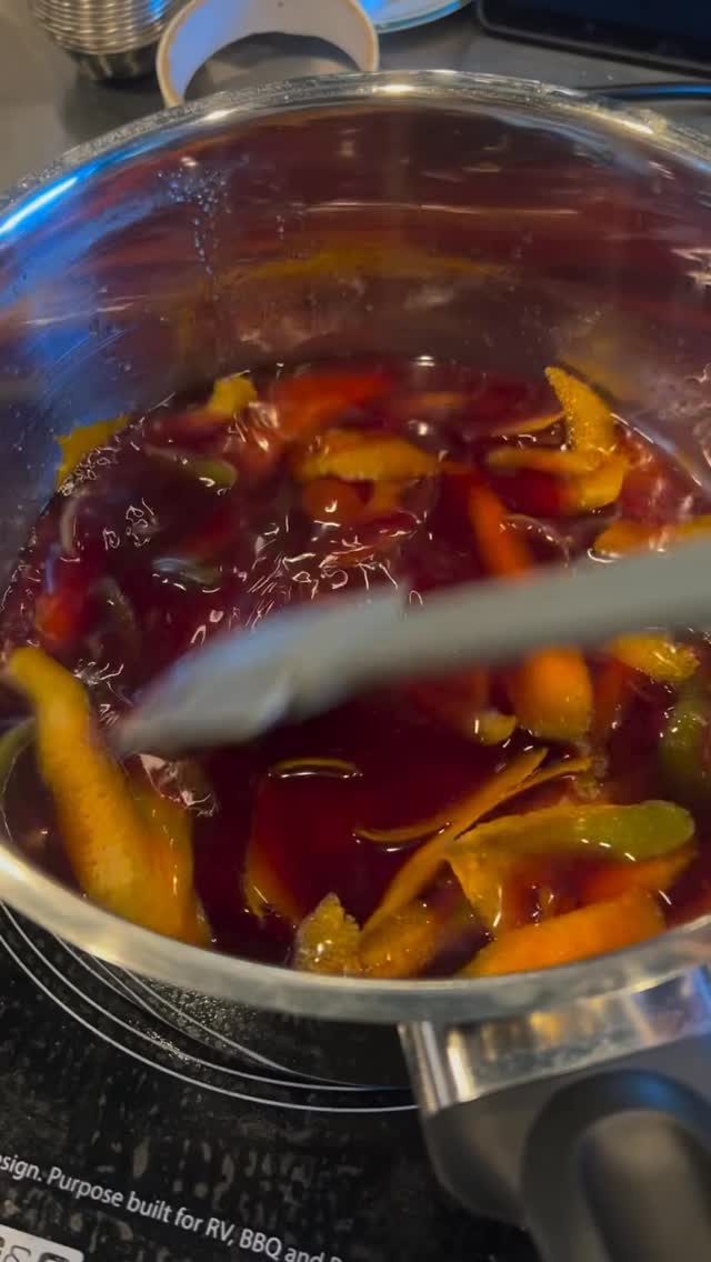 It’s officially mulled wine weather at South Yarra Cellars. Their housemade blend is spiced, warming, and perfect for a winter’s day – available by the glass in store or to take away, seven days a week.

Come for a bottle, stay for a glass.

📍 299 Toorak Road South Yarra 

🎥 (c) @southyarracellars