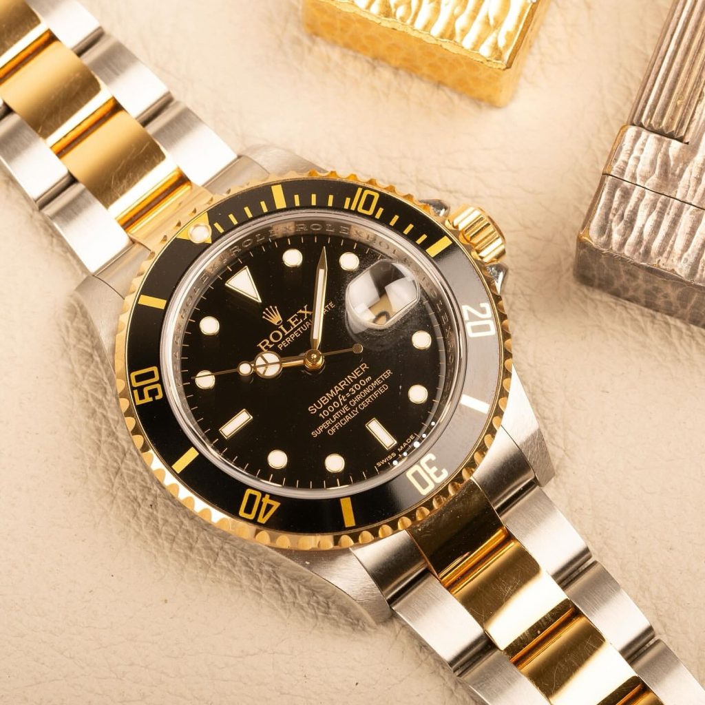 A seriously nice Rolex submariner reference 16610LN
These were discontinued in 2010 to make way for the new ceramic models, and this particular watch was from the very last batch and only sold later in 2011
In amazing condition, it passes close to unworn. Comes with the original box and papers 

A rare find and probably the best of these you can find short of having it full stickers. 

It is currently available, the listing is up on the @dovi.co site - www.dovi.com.au

#rare #rolex #nos #condition #collectible #vintagerolex #vintagewatches #bling
