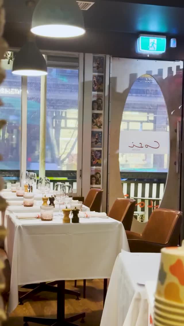 Cosi Bar Ristorante is the place to let the day slip away — with good food, good wine, and even better company. From long lunches to afternoon coffees or relaxed dinners, it’s the perfect spot to unwind and linger a little longer.

📍 68 Toorak Road South Yarra

Video : © Cosi Ristorante / @cosibarristorante1996