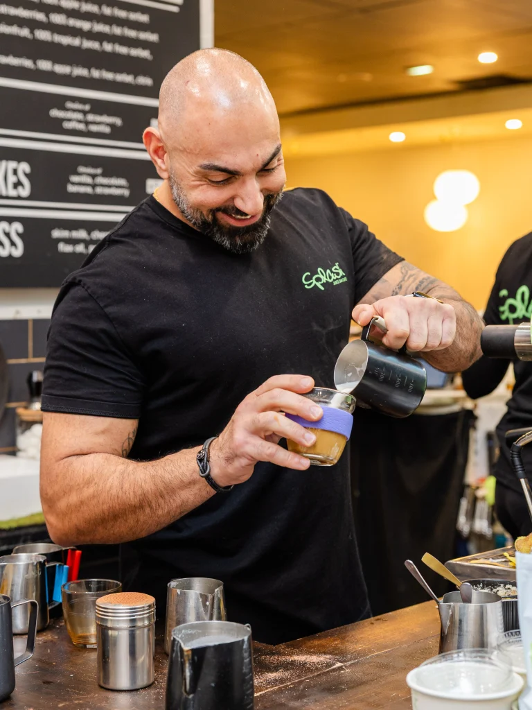 Breakfast done right.

A warm coffee. Something hot to eat. And a team that greets you with a smile before you’ve even had your first sip.

That’s what keeps people coming back.

If you’re starting the day on Toorak Road, Splash makes it easy. Grab a breakfast special, settle in for a few minutes, or take it with you and keep moving.

Simple. Friendly. Consistent.

Just how breakfast should be.