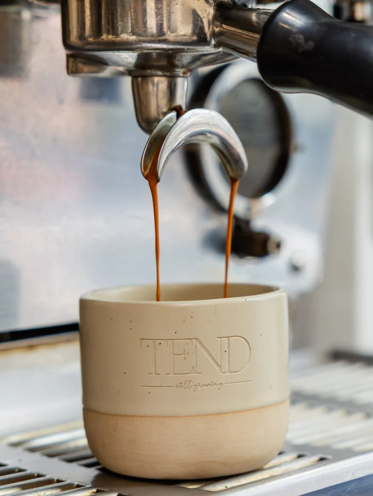 Coffee on the run.

Not every coffee needs a table, a menu and an hour to spare. Sometimes it’s a quick stop on the way to work. A familiar face at the window. A good coffee made properly.

That’s what makes neighbourhood cafés part of our daily rhythm.

Pop by Tend, grab your coffee and keep moving.

☕️🤍