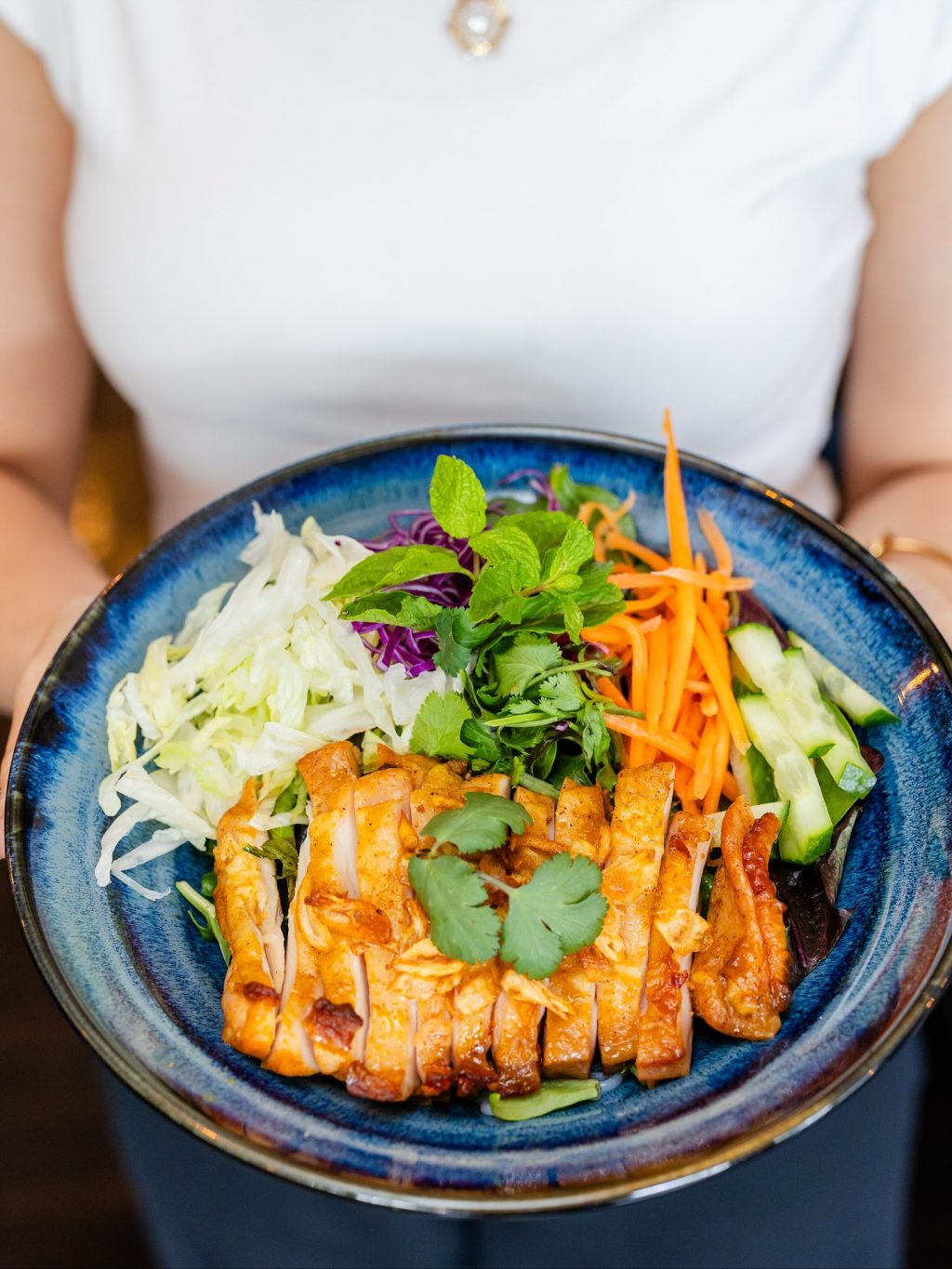 Bright, fresh and full of flavour - Saigon Today brings a taste of Vietnam to Toorak Road.
Think lemongrass chicken, crisp vegetables, and that signature hit of herbs and spice - perfect for a quick lunch or an easy dinner catch-up.

Open from 11am today.

📍97 Toorak Road South Yarra

#ToorakRoadSouthYarra #SouthYarraEats #VietnameseFood #SaigonToday