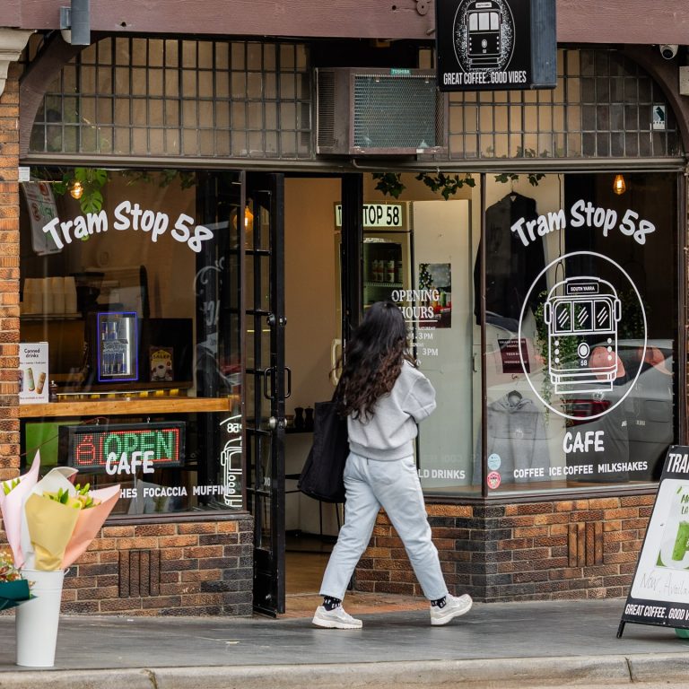 Coffee on the go? Tram Stop 58 is the answer. ☕️
A quick stop-in for locals. Their coffee window is perfect for grabbing something good on the move - fast, friendly and right on Toorak Road.

📍 173 Toorak Road South Yarra

#ToorakRoadSouthYarra #SouthYarraLife #MelbourneCafes