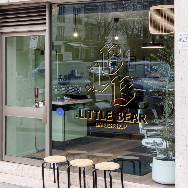 Sharp cuts, clean fades, and classic style – that’s what Little Bear Barbershop is all about. Step inside for a chair that feels like it’s built for you, and leave looking fresh. ✂️

📍 Little Bear Barbershop 
  5/3-5 Murphy Street South Yarra

#LittleBearBarberShop #SouthYarraBarber @littlebearbarbershop