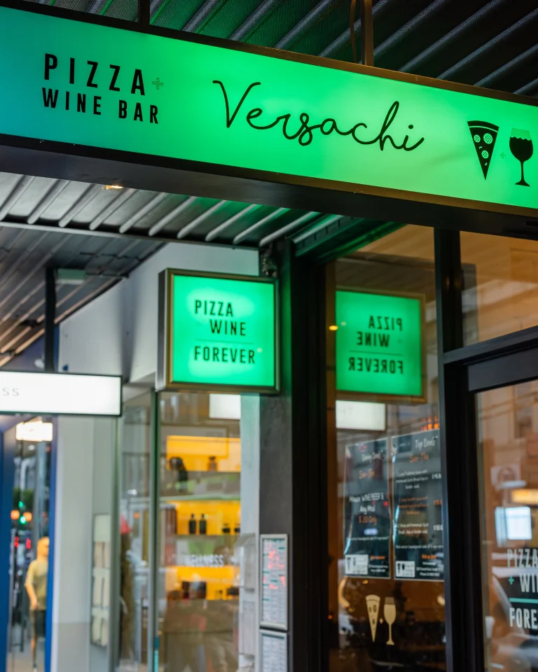 Pizza, wine and one of those cooler Melbourne nights where nobody’s rushing anywhere.

Versachi’s the kind of spot that works for a quick midweek pizza, a glass of red after work, or the “let’s just grab something easy” dinner that somehow turns into two hours.

Eat in. Take away. Either way, the pizza’s the main character tonight 🍕

📍 129 Toorak Road South Yarra