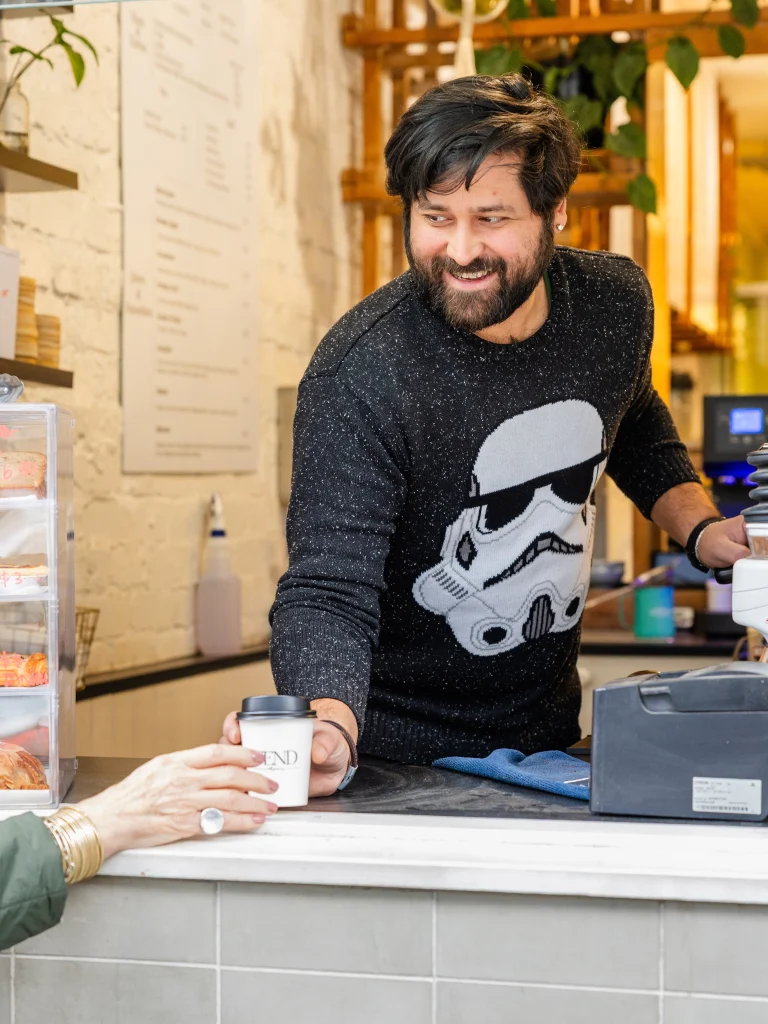 Coffee on the run.

Not every coffee needs a table, a menu and an hour to spare. Sometimes it’s a quick stop on the way to work. A familiar face at the window. A good coffee made properly.

That’s what makes neighbourhood cafés part of our daily rhythm.

Pop by Tend, grab your coffee and keep moving.

☕️🤍